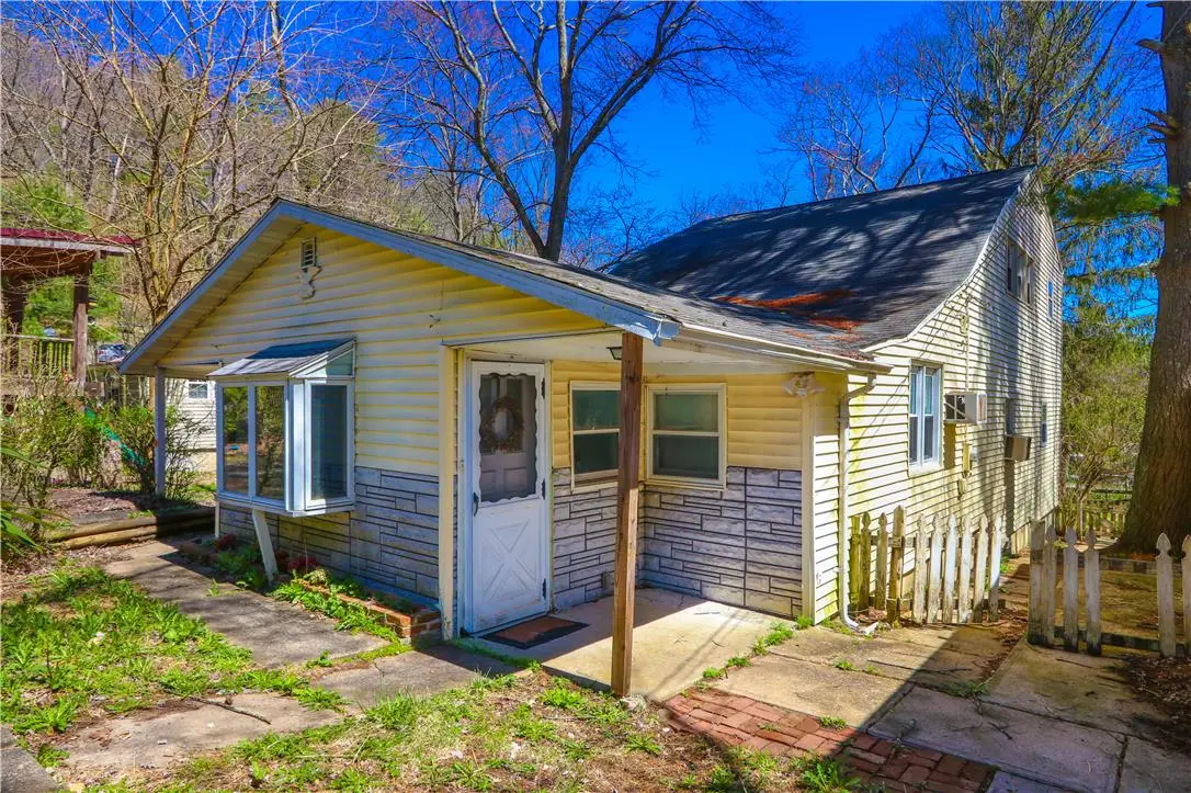107 Royal Lane, Eldred, PA 18058 - #1