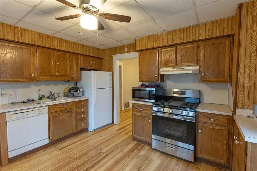 6 S 4th Street, Coplay, PA 18037 - #2