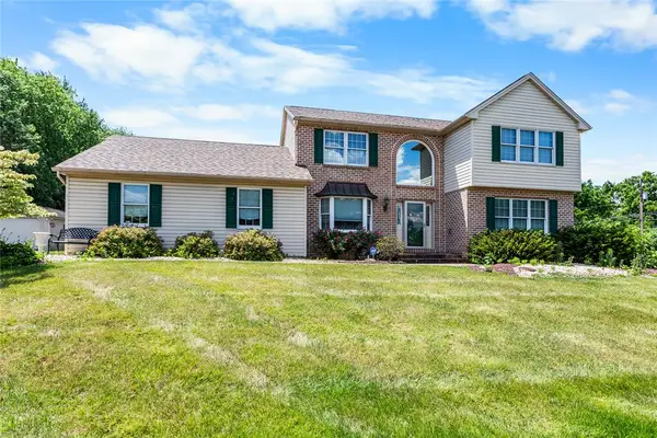 255 Timothy Avenue, Lower Nazareth Twp, PA 18020