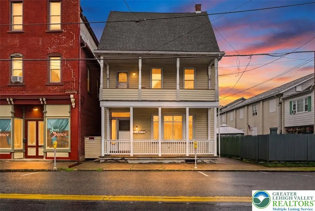 116 W Main Street, Pen Argyl, PA 18072 - #1