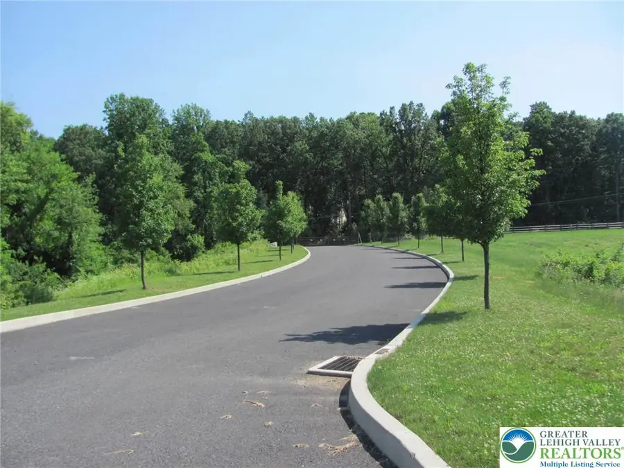 2212 S Melrose Lane, Salisbury, PA 18015 - #2