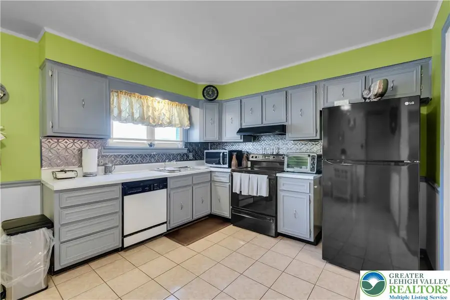 214 10th Avenue, Bethlehem, PA 18018 - #2