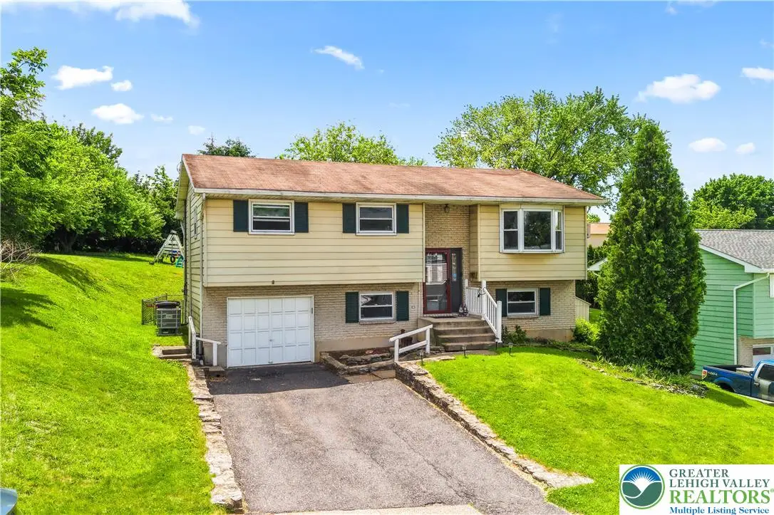 439 Bath Avenue, Catasauqua, PA 18032 - #1