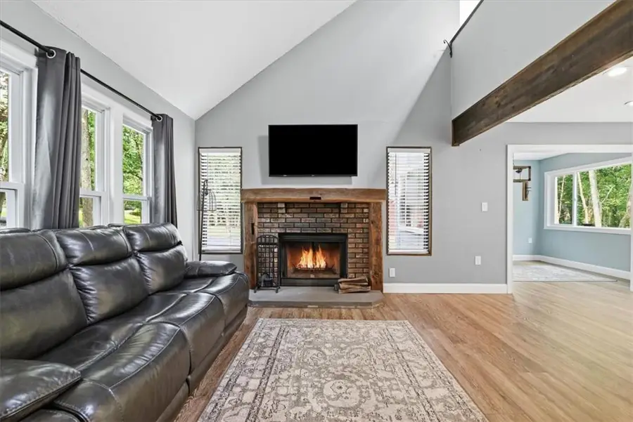 142 Saunders Drive, Saw Creek, PA 18324 - #3