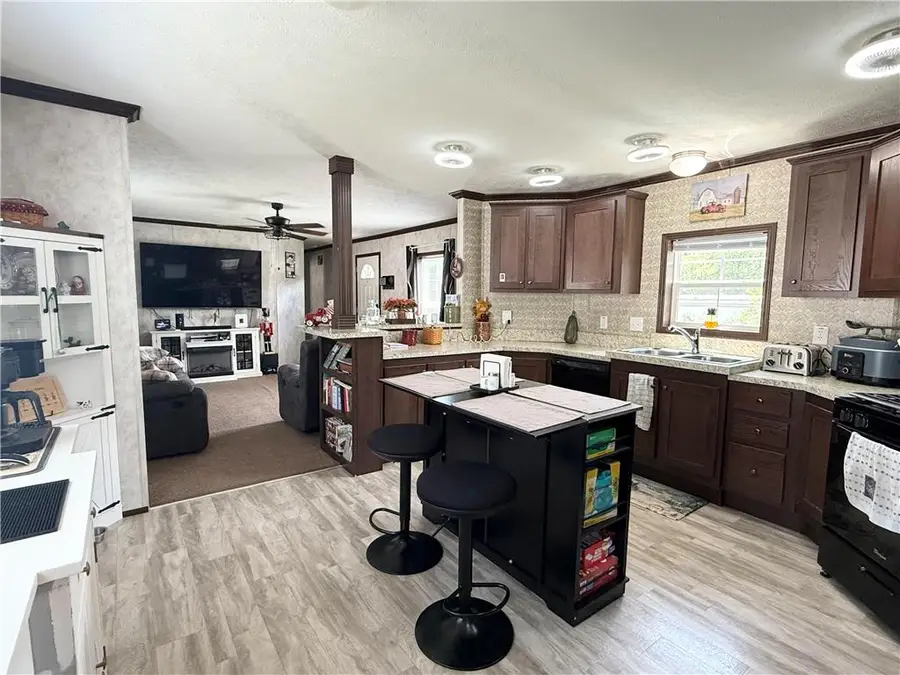 49 Ritzcraft Drive, Lehigh, PA 18088 - #2