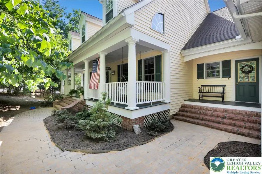 237 Eastshore Drive, East Stroudsburg, PA 18301 - #3