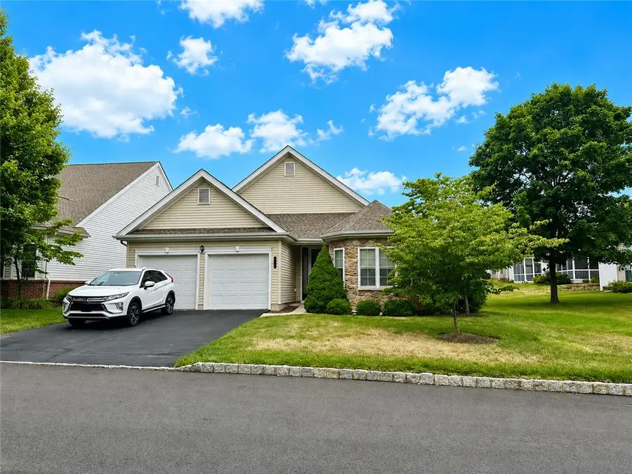 2757 Terrwood Drive E, Lower Macungie, PA 18062 - #2