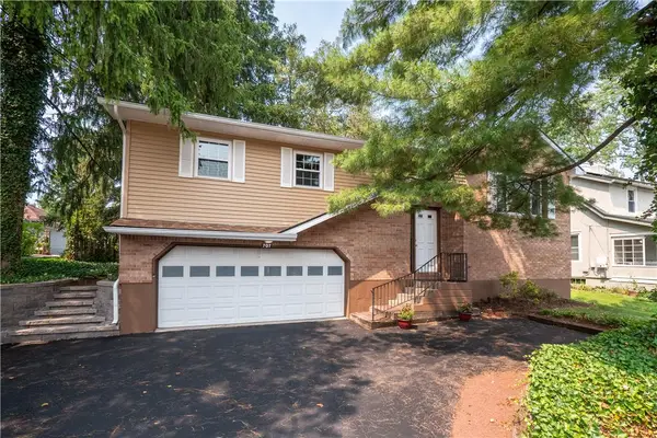 707 W State Street, Coopersburg Boro, PA 18036