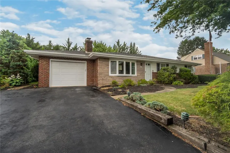 1328 Russett Road, Upper Macungie, PA 18104 - #2
