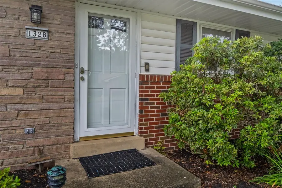 1328 Russett Road, Upper Macungie, PA 18104 - #3