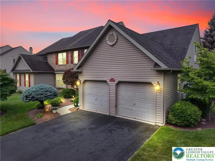 2184 Greenmeadow Drive, Lower Macungie, PA 18062 - #3
