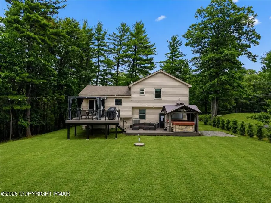 1114 Alpine Drive, Middle Smithfield, PA 18302 - #2