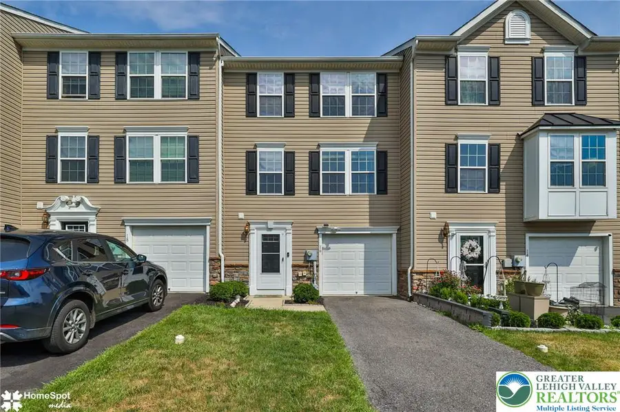 16 Red Rose Lane, Palmer Township, PA 18045 - #2
