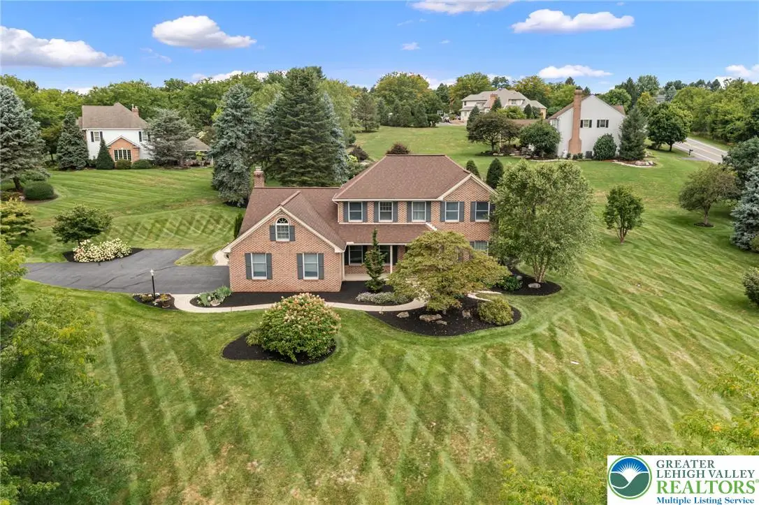 2011 Wooded Ridge Circle, Fogelsville, PA 18051 - #1