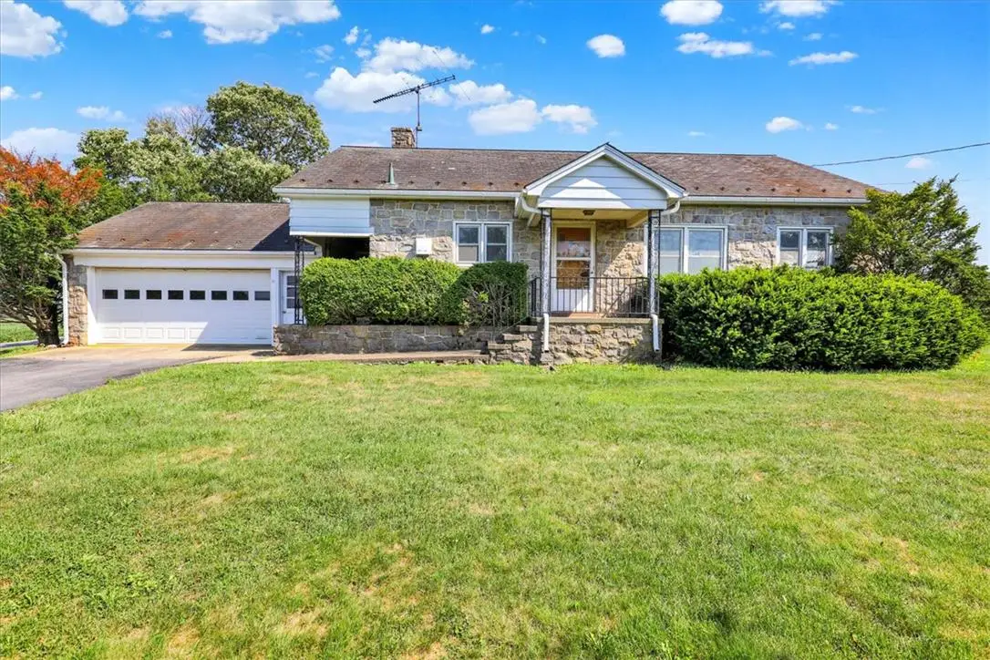 8893 Allentown Pike, Maidencreek, PA 19522 - #1