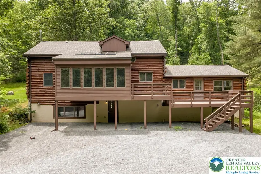 3591 Dogwood Lane, Springfield, PA 18077 - #2