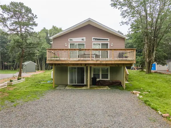80 Parker Mews, Penn Forest Twp, PA 18210