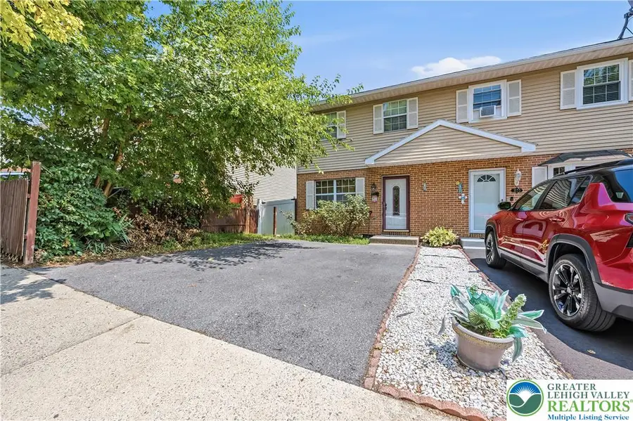 901 S Armour Street, Allentown, PA 18103 - #2