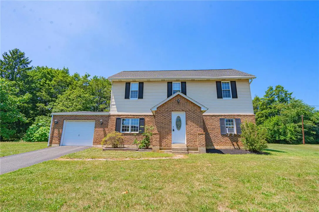 4165 E Texas Road, Wescosville, PA 18103 - #1