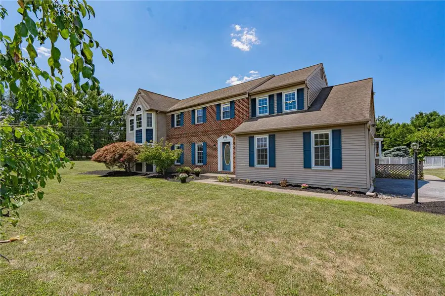 948 Brookside Road #rear, Wescosville, PA 18106 - #3