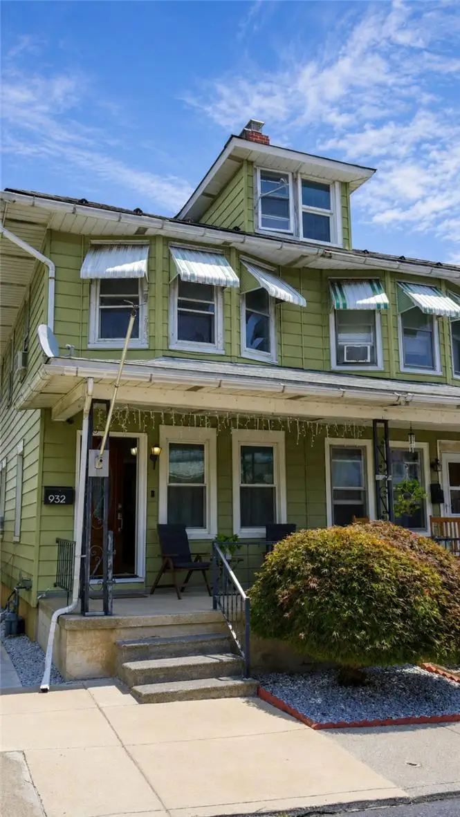 932 Fernwood Street, Bethlehem, PA 18018 - #1