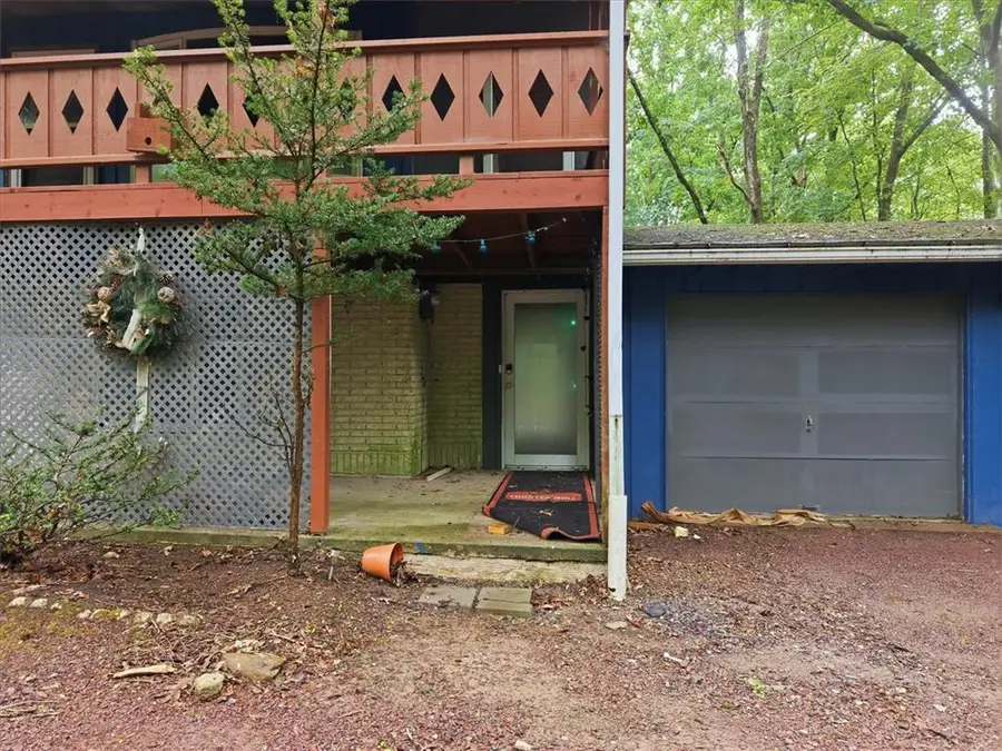 12 Pool Drive, Penn Forest, PA 18229 - #2