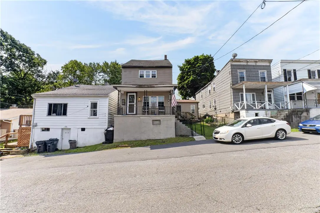 212 Walnut Street, Pottsville, PA 17901 - #1