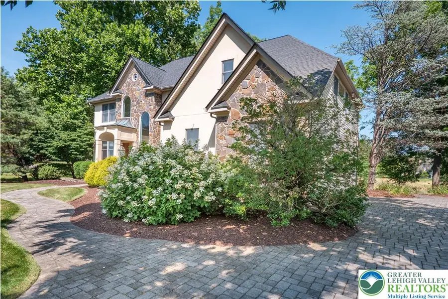 4807 Leeds Court, Upper Saucon, PA 18034 - #3