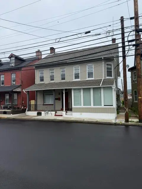 15 N 4th Street, Emmaus, PA 18049 - #1