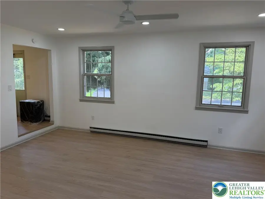 2548 28th Street Sw, Allentown, PA 18103 - #3