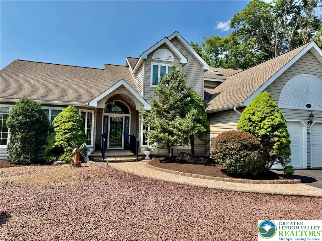 555 Eagle Drive, Middle Smithfield, PA 18302 - #1
