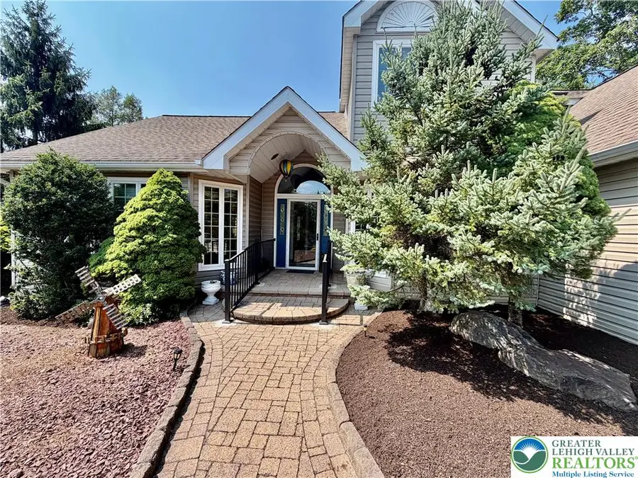 555 Eagle Drive, Middle Smithfield, PA 18302 - #3