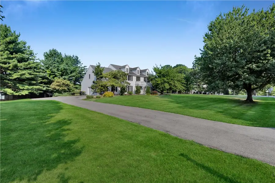 8348 Pheasant Run, Fogelsville, PA 18051 - #2