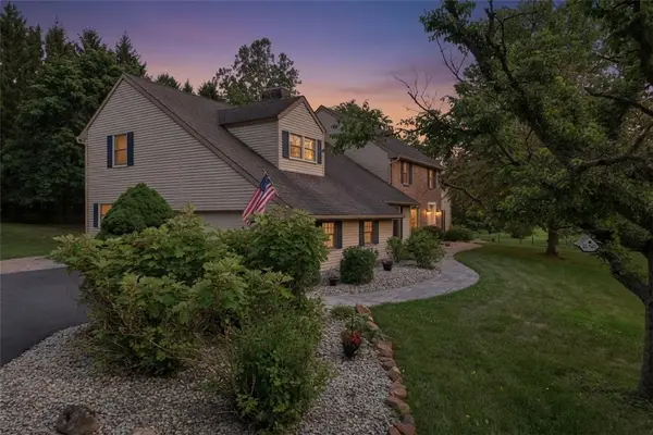 1553 Surrey Road, Bethlehem City, PA 18015