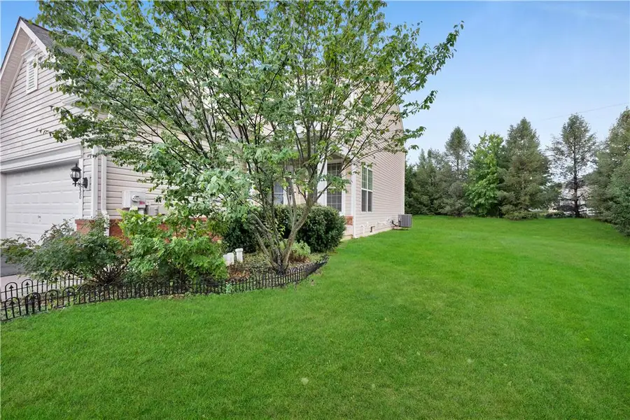 8638 Mayfair Court, Breinigsville, PA 18031 - #2