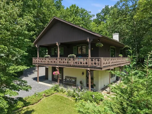 168 Bernies Drive, Eldred Twp, PA 18058