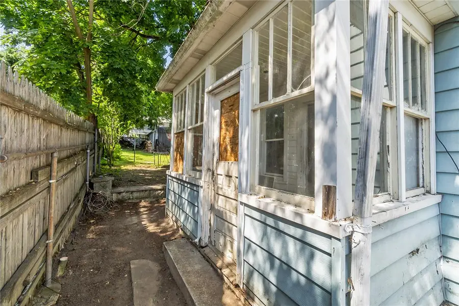 703 William, Pen Argyl, PA 18072 - #3