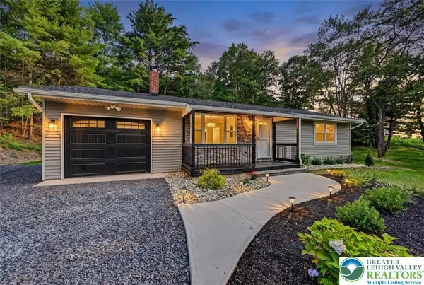 70 Black Bear Circle, Towamensing Twp, PA 18058