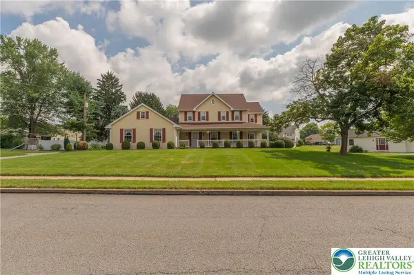 1039 Miriam Drive, Lower Macungie Twp, PA 18049