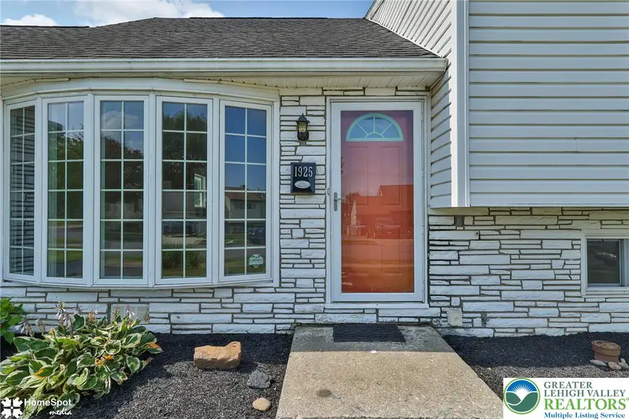 1925 Columbine Avenue, Bethlehem, PA 18018 - #3