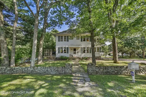 55 Center Avenue, Mount Pocono Boro, PA 18344
