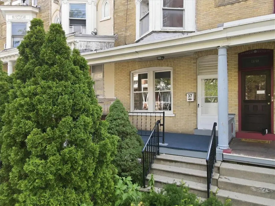 37 Franklin Street, Allentown, PA 18102 - #2