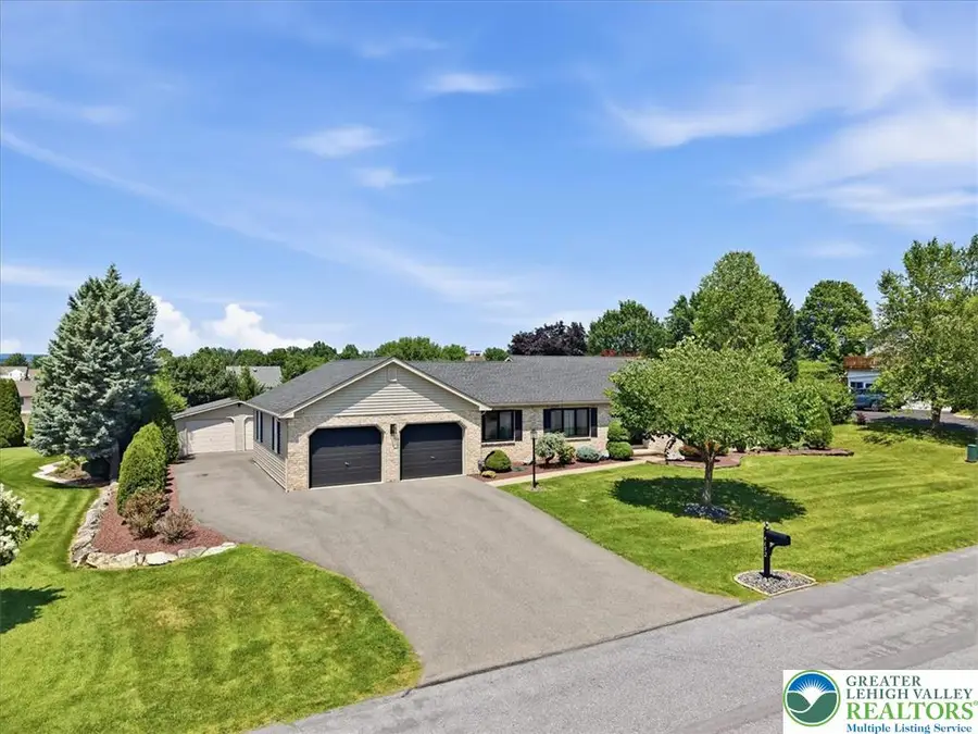 4652 Willow Lane, Lower Nazareth, PA 18064 - #3