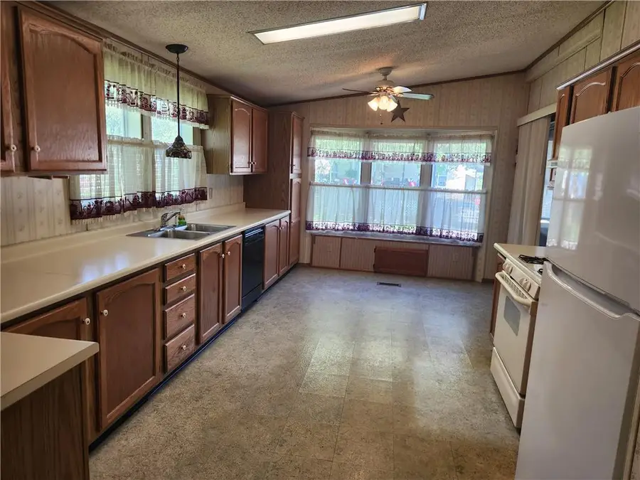 295 Woodsbluff Court, East Allen, PA 18014 - #2
