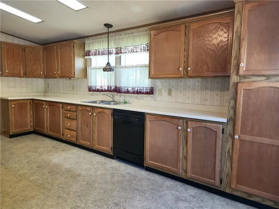 295 Woodsbluff Court, East Allen, PA 18014 - #3