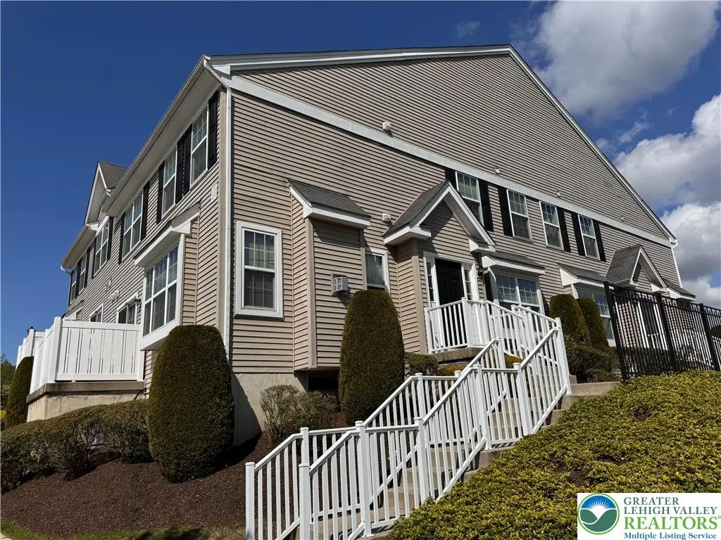 4115 Bunker Hill Drive S, Upper Saucon, PA 18036 - #1