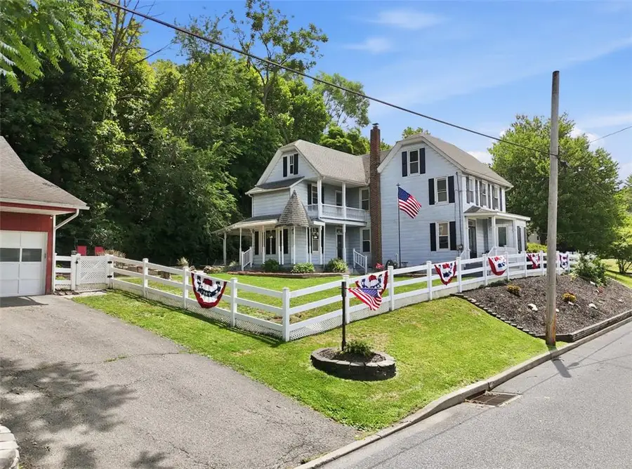 721 Lehigh Gap Street, Walnutport, PA 18088 - #2