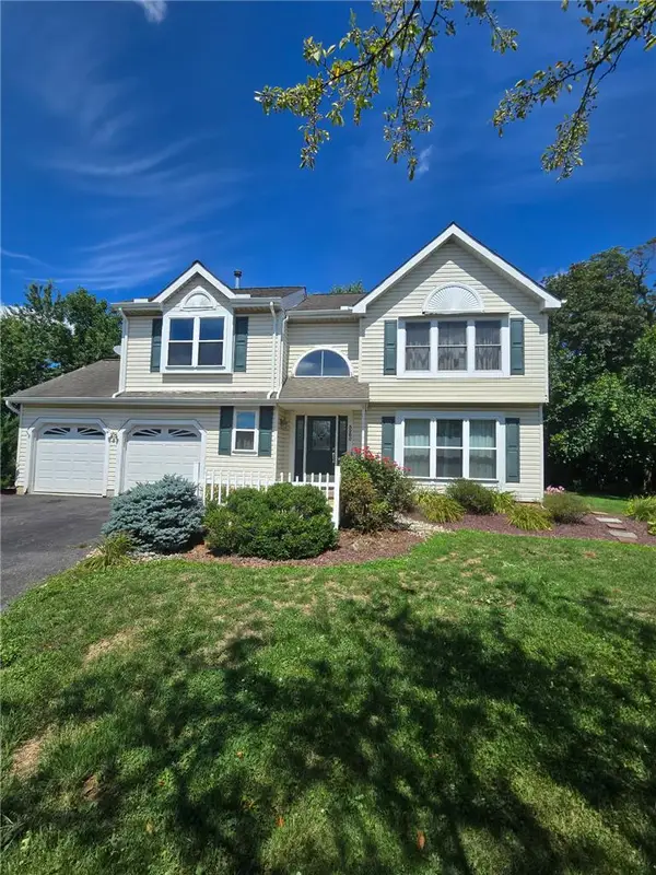 5280 Vermont Drive, Bethlehem Twp, PA 18045