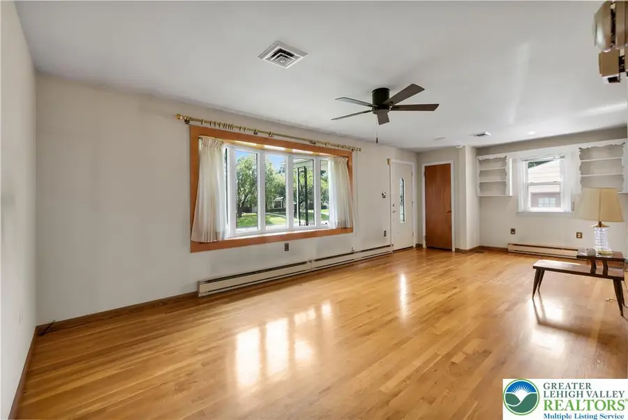 2043 Troxell Street, Hanover, PA 18109 - #2