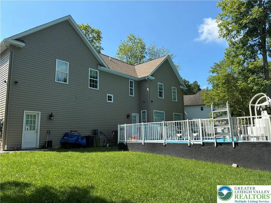 27 Jacoby Run Road, Upper Mount Bethel, PA 18343 - #3